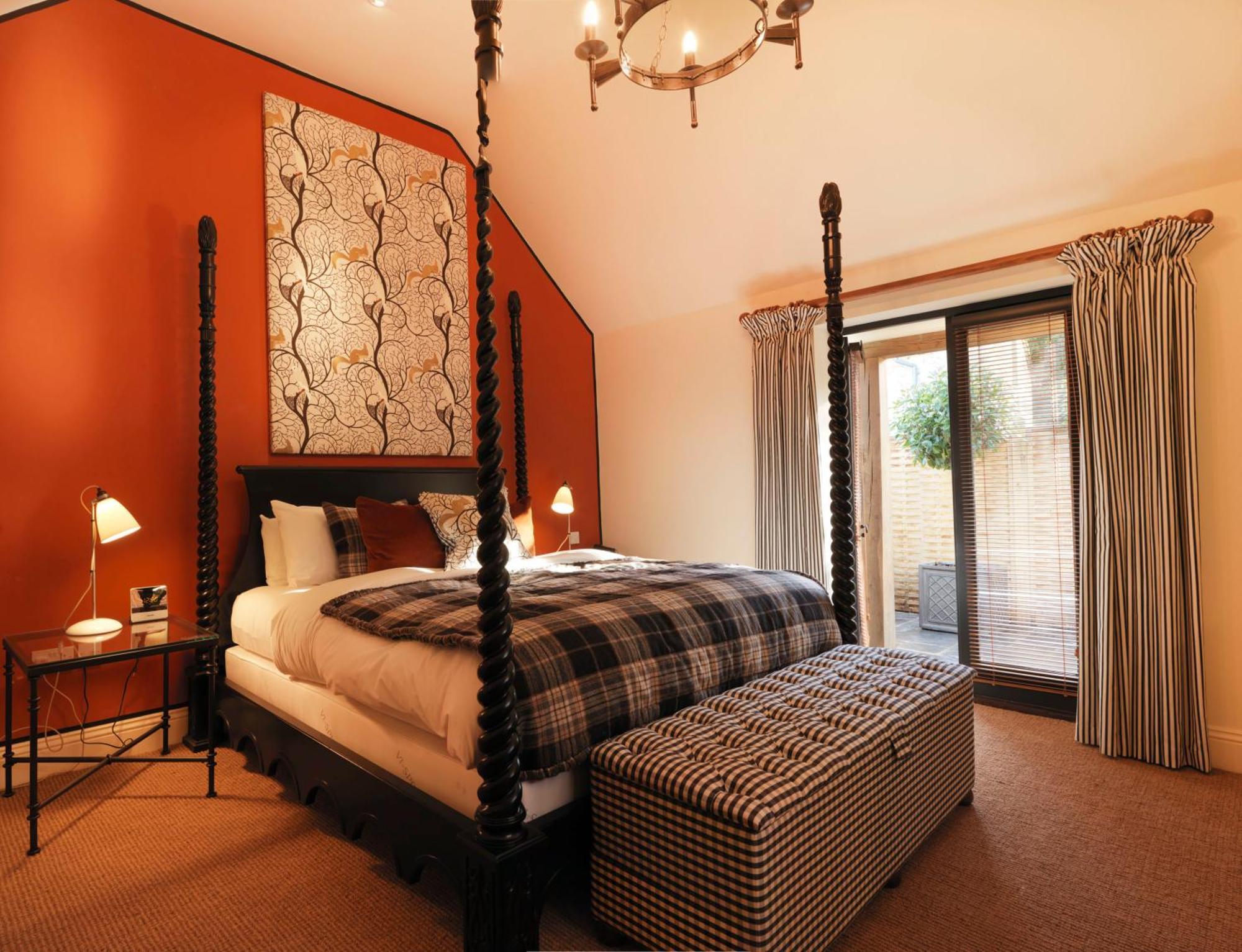 The Hare & Hounds Hotel เทตบรี ภายนอก รูปภาพ