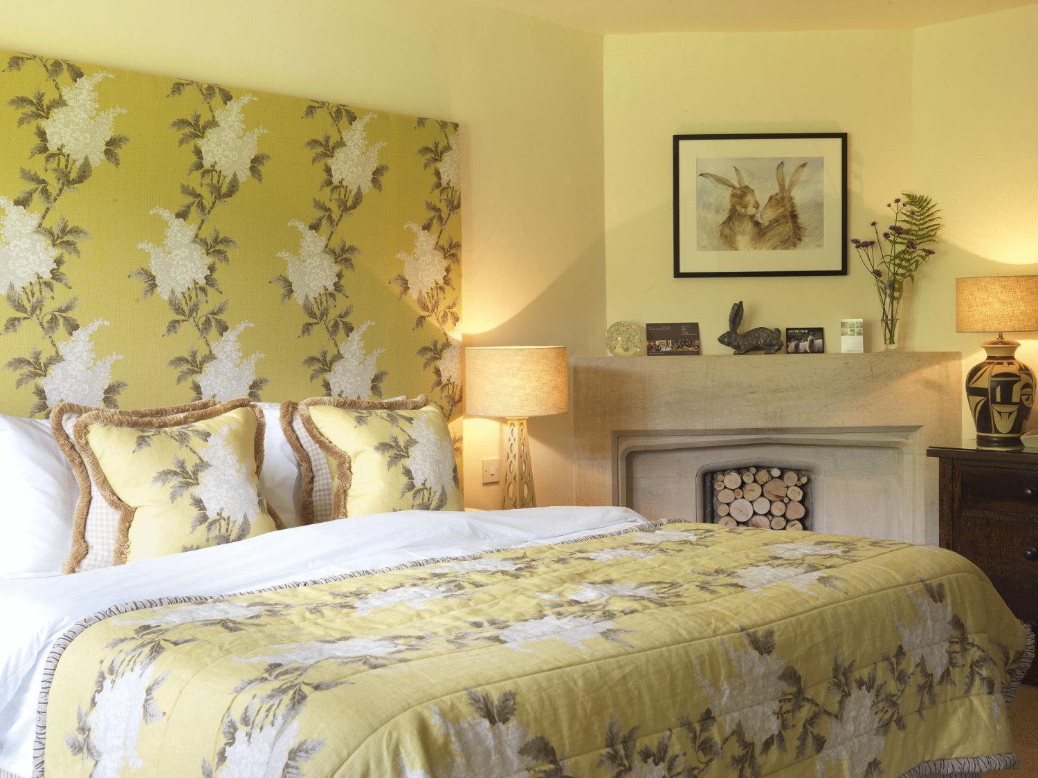 The Hare & Hounds Hotel เทตบรี ภายนอก รูปภาพ
