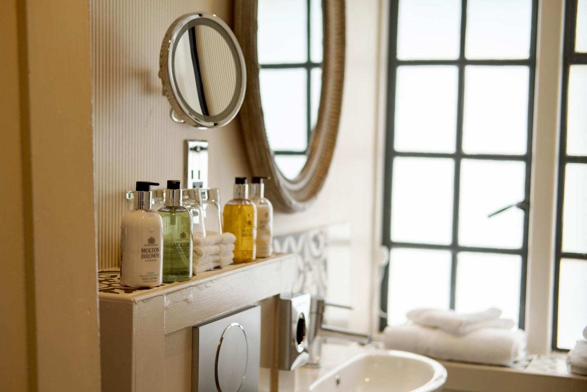 The Hare & Hounds Hotel เทตบรี ห้อง รูปภาพ